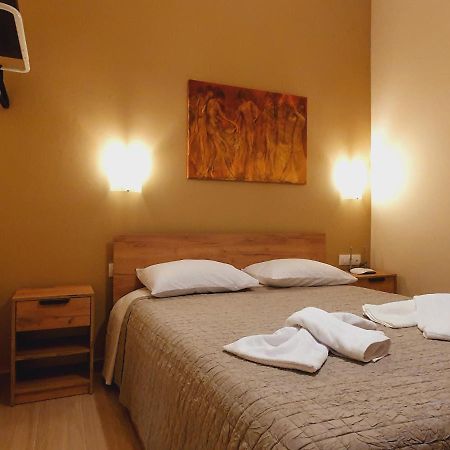Casa Al Mare 1 Apartment Peraia  Luaran gambar